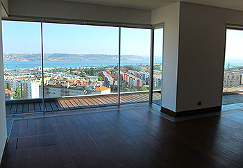 Вид из квартиры в Лиссабоне