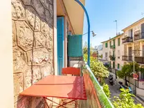 Квартира с арендатором в 300-х метрах от моря в Ницце