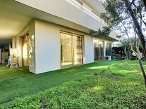 Апартаменты в районе песчаных пляжей Salis и Ponteil 
