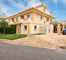Вилла с четырьмя спальнями в Сан-Роке, продажа. №28400. ЭстейтСервис.