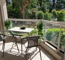 Большая студия с гаражом в 30 метрах от Rue d'Antibes, продажа. №41595. ЭстейтСервис.