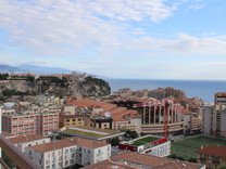 Пентхаус с видом на Монако, порт и стадион Louis II Пентхаус с видом на Монако, порт и стадион Louis II