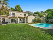 Вилла рядом со школой в Ницце, Фаброн Вилла рядом со школой в Ницце, Фаброн