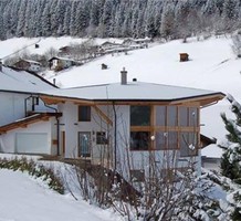 Большой дом с красивым видом в Тироле, продажа. №8986. ЭстейтСервис.