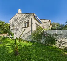 Дом в комплексе с бассейном в Каннах, продажа. №51117. ЭстейтСервис.