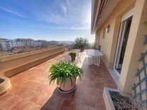 Пентхаус с гаражом и огромной террасой 