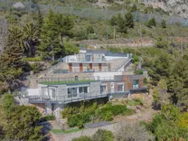 Вилла в 6-ти километрах от Монако - Eze