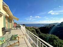Дом с панорамным видом на море и Cap Ferrat 