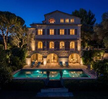 Особняк с большим участком на Кап-д'Антиб, продажа. №51218. ЭстейтСервис.