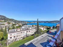 Пентхаус с видом и паркингом в Villefranche-sur-Mer