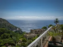 Пентхаус-дуплекс в Saint-Laurent-d’Eze