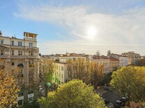 Большая квартира в районе Парка Гренуй