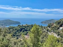 Большая вилла под обновление в Villefranche-sur-Mer