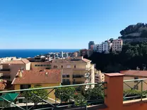 Таунхаус с частным садом и видом на Монако
