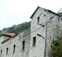 Каменный дом под реставрацию в Черногории, продажа. №12832. ЭстейтСервис.