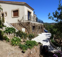 Вилла рядом с пляжем в Theoule-sur-Mer, продажа. №24195. ЭстейтСервис.