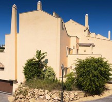 Большая двухспальная квартира в Нуэва Андалусия, продажа. №18030. ЭстейтСервис.