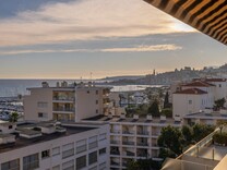 Четырёхкомнатная квартира в Ментоне - Гараван