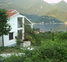 Дом с мебелью недалеко от моря в Каменари, продажа. №22543. ЭстейтСервис.