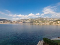 Апартаменты на первой линии с частным пляжем, Кап-Ферра