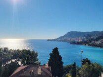 Дом в трёх километрах от границы с Monaco