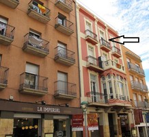 Квартира с тремя спальнями в центре Таррагоны напротив школы Кармелиты, продажа. №33635. ЭстейтСервис.
