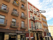 Квартира с тремя спальнями в центре Таррагоны напротив школы Кармелиты