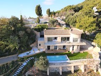 Особняк с уникальным видом на море в Villefranche-sur-Mer 