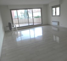 Апартаменты с террасой в центре Beaulieu-sur-Mer, продажа. №34062. ЭстейтСервис.