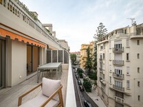 Квартира с ремонтом по бульвару Виктора Гюго 