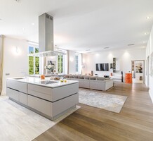 Четырёхкомнатная квартира в центре Ниццы, продажа. №51320. ЭстейтСервис.