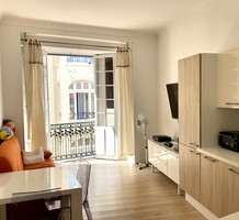 Трёхкомнатная квартира с балконом в пяти метрах от Монако, продажа. №39334. ЭстейтСервис.