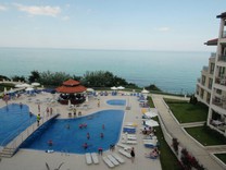 Трехкомнатные апартаменты на первой линии моря