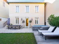 Отремонтированный таунхаус в Босолей