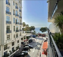 Апартаменты с видом на море и отель Martinez, продажа. №43576. ЭстейтСервис.