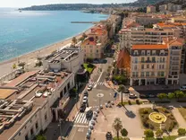 Апартаменты буржуа возле Casino Barrière 