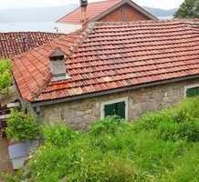 Половина дома с видом на море в Тивате, продажа. №22887. ЭстейтСервис.