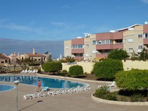 Большая квартира с двумя спальнями в La Piñeda