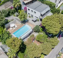 Современный дом с бассейном в Эз, продажа. №50559. ЭстейтСервис.