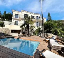 Дом с новым ремонтом - Roquebrune-Cap-Martin, продажа. №50752. ЭстейтСервис.