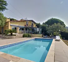 Семейный дом с бассейном в Ницце, Sirole, продажа. №46769. ЭстейтСервис.