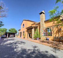 Большой дом с 3 спальнями в Estepona, продажа. №29726. ЭстейтСервис.