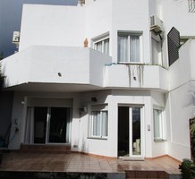 Просторная трехкомнатная вилла в Эстепона, продажа. №30240. ЭстейтСервис.