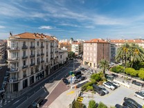 Семейные апартаменты в самом центре Ниццы