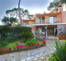 Парный дом возле пляжа в Roquebrune-Cap-Martin, продажа. №34637. ЭстейтСервис.