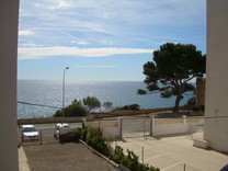 Однокомнатные апартаменты у моря в Монт-Роч
