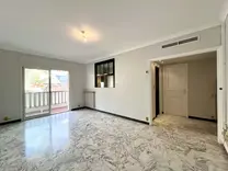 Апартаменты с видом на горы - Beaulieu-sur-Mer
