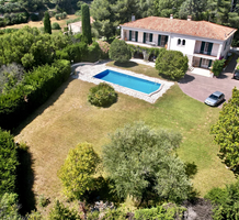 Дом с большим участком в северной части Ниццы, продажа. №51116. ЭстейтСервис.