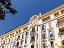 Апартаменты в Гранд Отеле в Ницце
