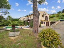 Вилла в закрытом домене в Saint-Paul-de-Vence